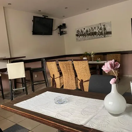 Guest house Hm Oscadnica